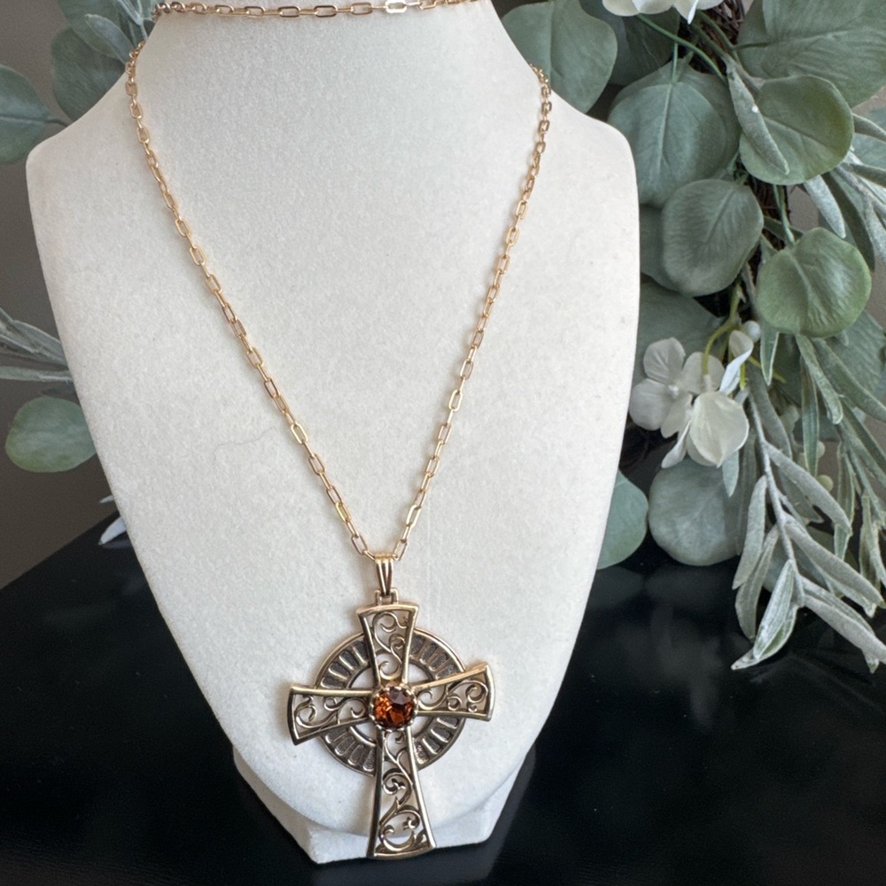 Vintage 1979 Sarah Coventry Limited Edition Celtic Cross Pendant Necklace